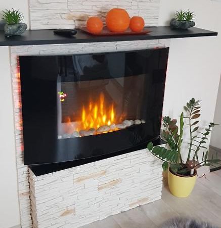 Rozsa Apartmanhaz Seghedin Exterior foto