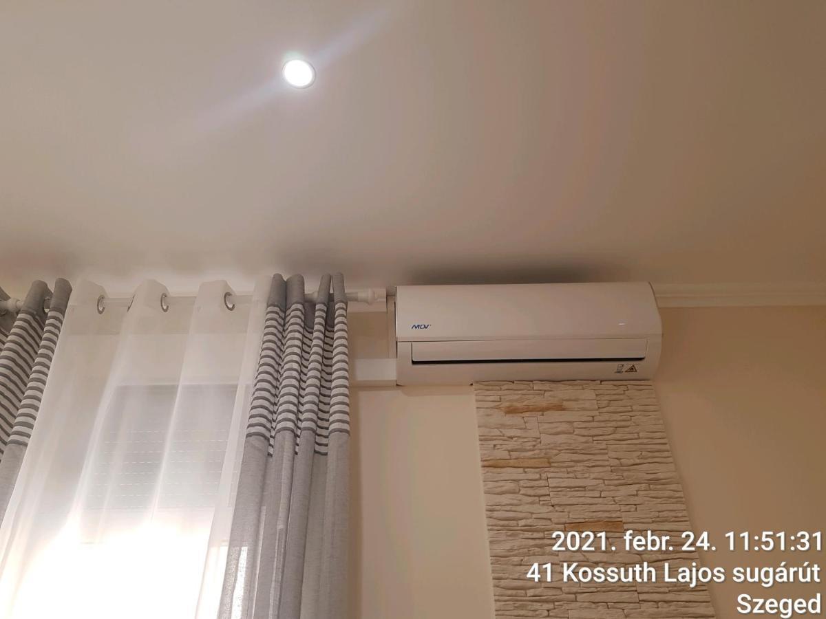 Rozsa Apartmanhaz Seghedin Exterior foto